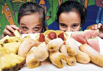 2007 FREE FRUIT FRIDAY MEDIA IMAGE MILLIE J AND UNKNOWN